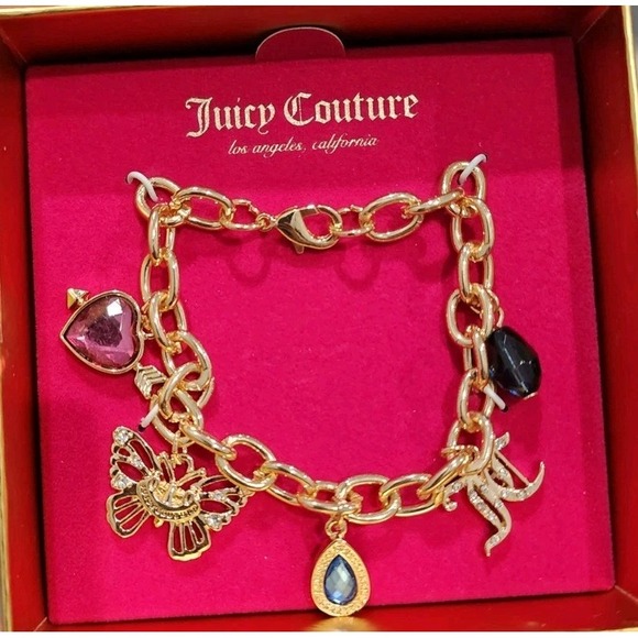 New Juicy Couture Goldtone Charm Bracelet 5 Charms Logo Y2K - Picture 3 of 3